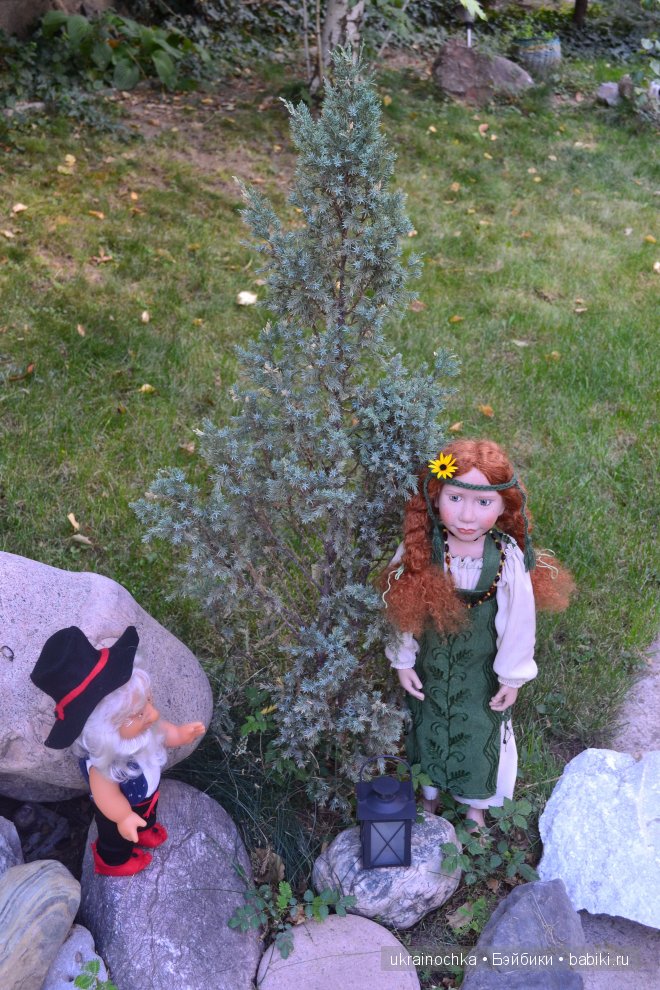 О чем улыбается Ундина, маленькая девочка от Zwergnase