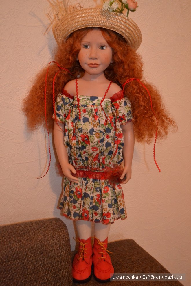 О чем улыбается Ундина, маленькая девочка от Zwergnase