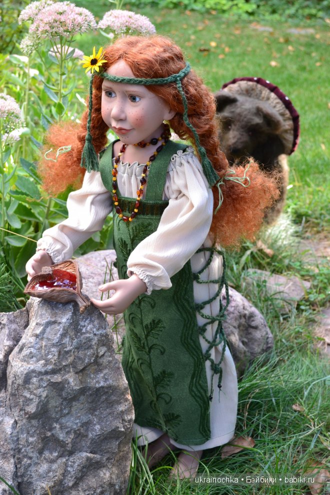 О чем улыбается Ундина, маленькая девочка от Zwergnase