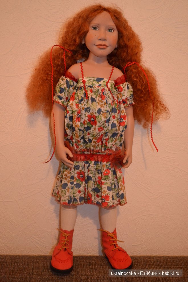 О чем улыбается Ундина, маленькая девочка от Zwergnase