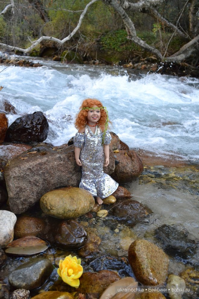 О чем улыбается Ундина, маленькая девочка от Zwergnase