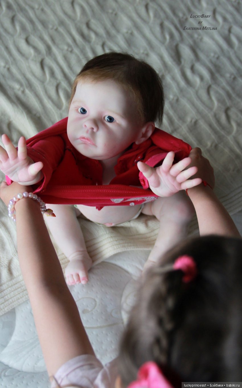 Лили-Марлен, девочка из одноименного молда скульптора Sylvia Manning