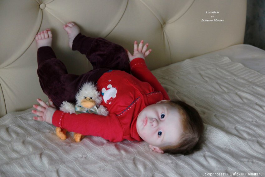 Лили-Марлен, девочка из одноименного молда скульптора Sylvia Manning