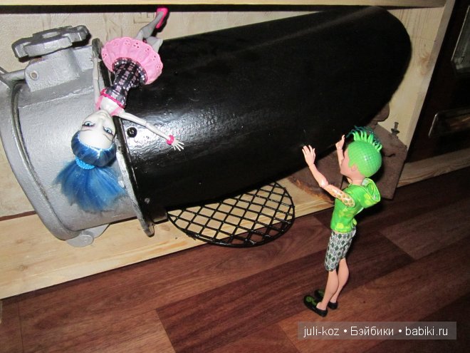 Монстр хай, школа монстров