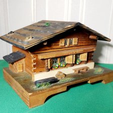 Музыкальная шкатулка - швейцарское шале