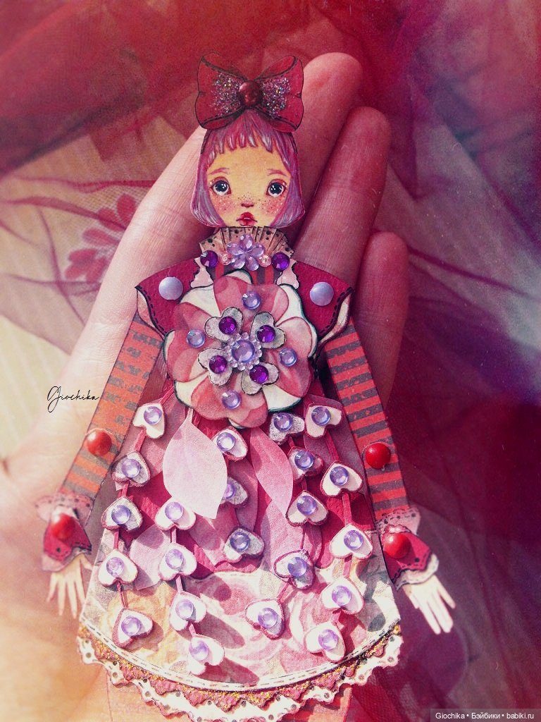 Новая бумажная кукла — Авторские куклы из дерева (фото 4)