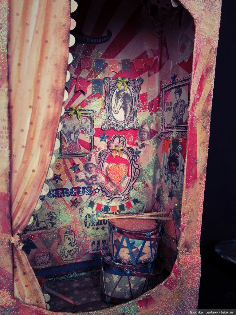 Бумажный цирк — Скрапбукинг и кардмейкинг: альбомы (фото 4)