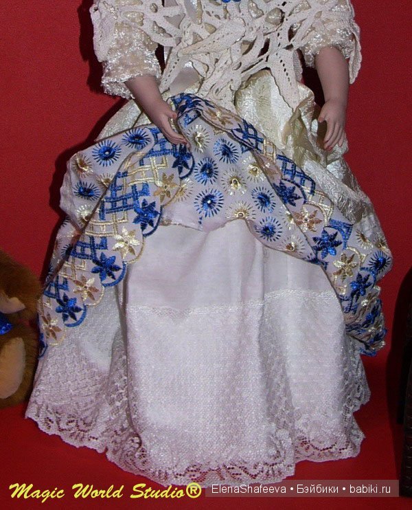 Всем хорошего дня. Уважаемые жители Бэйбиков, выставляю на ваш суд свою работу - аутфит для антикварной куклы или реплики