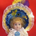 Всем хорошего дня. Уважаемые жители Бэйбиков, выставляю на ваш суд свою работу - аутфит для антикварной куклы или реплики