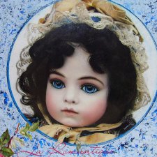 Декоративные тарелки с антикварными куклами. Моя новая работа