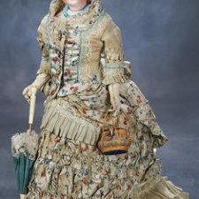 Модные куклы. Фасоны платья