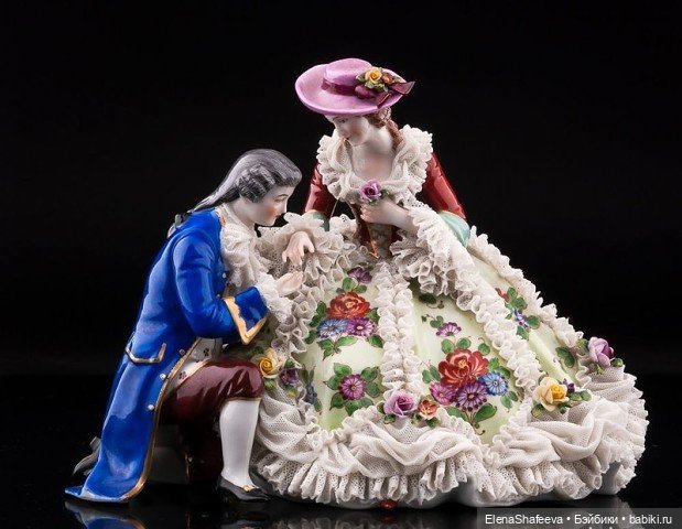 Изящный кружевной фарфор и статуэтки "кружевницы"