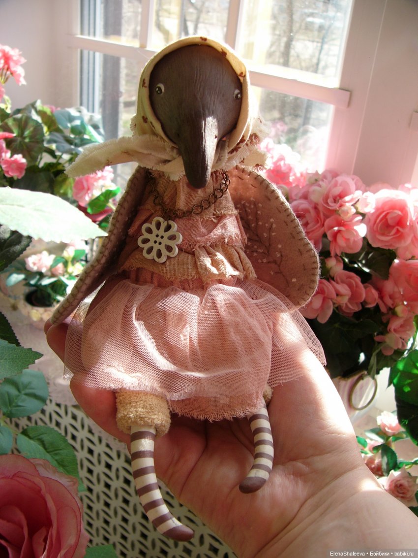 Вот такая Ворона прилетела ко мне в День 8 Марта (фото 2)