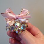 Красивая винтажная брошь из СССР для кукольных нарядов.Чехия.