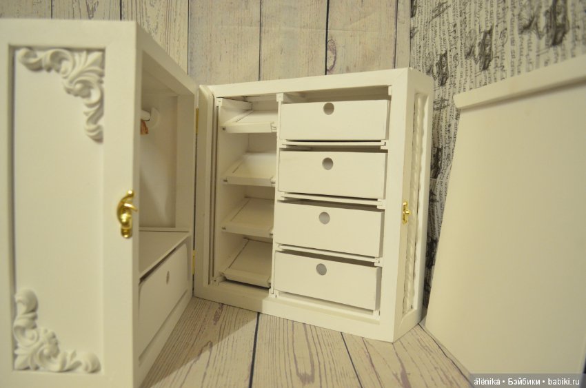 Ящик-трансформер /гардеробная для кукол (фото 8)