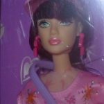 Defa Lucy # 5 - шарнирная - NRFB в поврежденной коробке - размер Барби