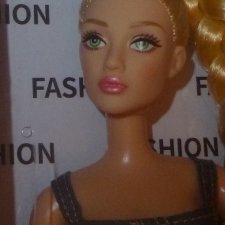 Defa Lucy блондинка - Джинсовая коллекция - шарнирная - NRFB - размер Барби (кукла 2)