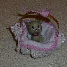 Фирменная плетеная корзина и домашнее животное из редкого аутфита Susie R&D - новое