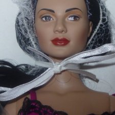 Тоннер Tonner Angelina Ready to Wear RTW новая (NRFB), 16 дюймов