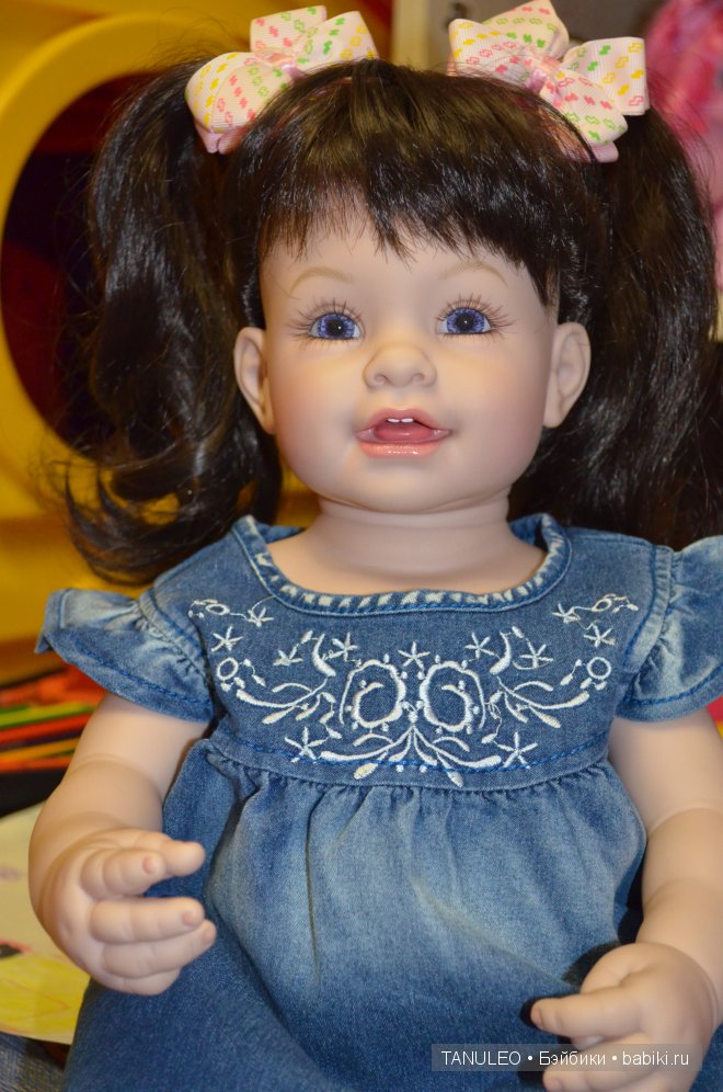 Сестрички близняшки Adora Doll (фото 3)