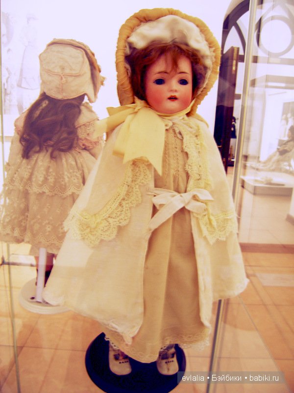Выставка Мода по-взрослому: истории из кукольного гардероба в Музее Царицыно в Москве 2014