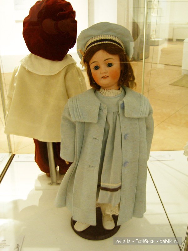 Выставка Мода по-взрослому: истории из кукольного гардероба в Музее Царицыно в Москве 2014