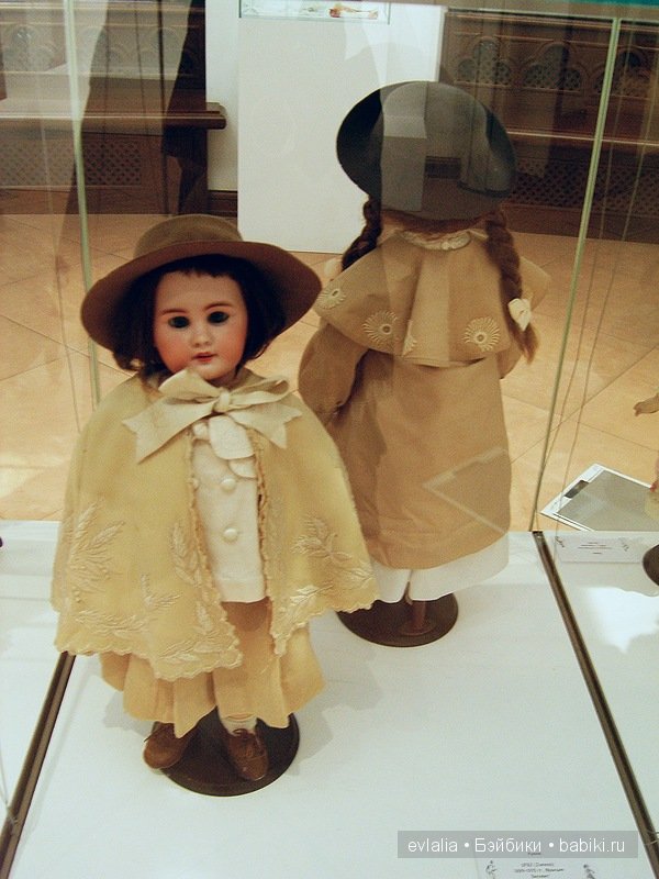 Выставка Мода по-взрослому: истории из кукольного гардероба в Музее Царицыно в Москве 2014