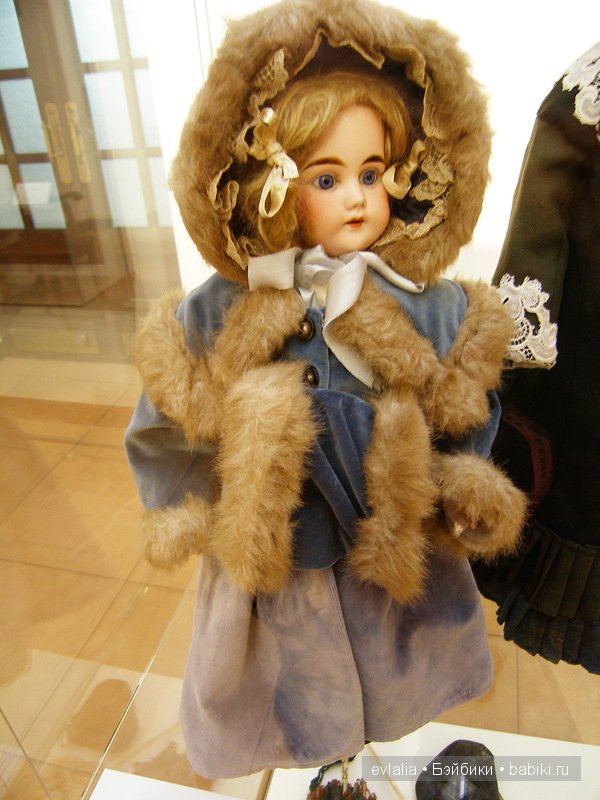 Выставка Мода по-взрослому: истории из кукольного гардероба в Музее Царицыно в Москве 2014