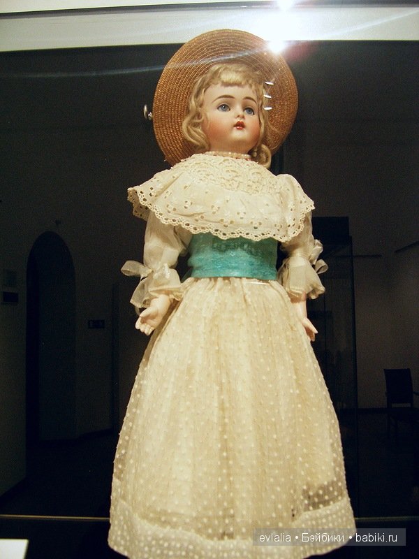 Выставка "Мода по-взрослому: истории из кукольного гардероба" в Музее Царицыно в Москве 2014 (фото 5)