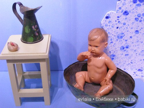 "Другое детство". Выставка игрушек 1920х - 1950х гг. из коллекции Сергея Романова. Москва. Музей Коломенское