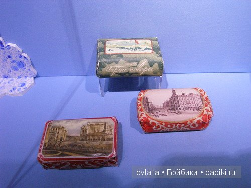 "Другое детство". Выставка игрушек 1920х - 1950х гг. из коллекции Сергея Романова. Москва. Музей Коломенское