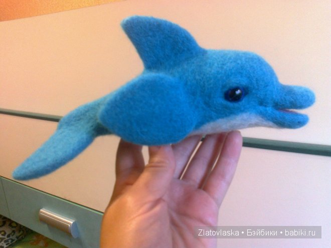 Маленький морской гость валянием из шерсти