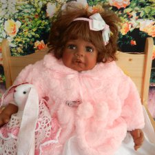 Очаровательная мулаточка Марси от Моники Левениг.