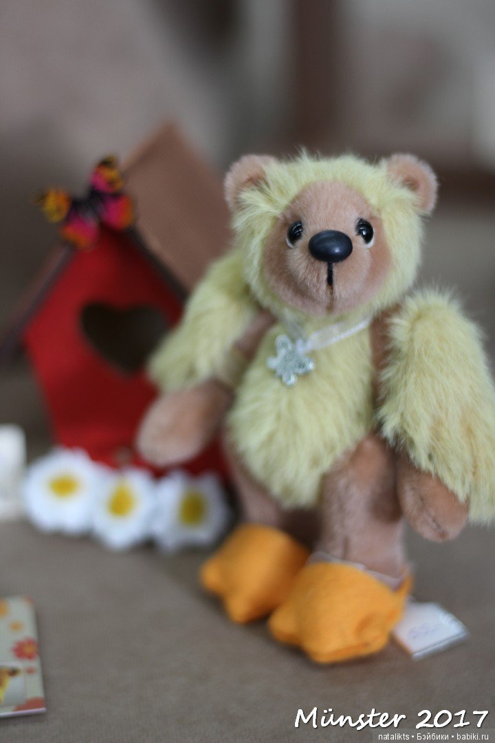 Вторая часть . Мишки и другие" плюшики" Teddy Bär Total 2017