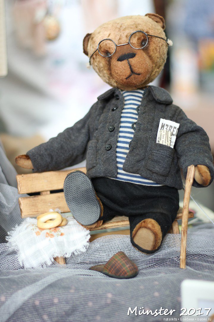 Вторая часть . Мишки и другие" плюшики" Teddy Bär Total 2017