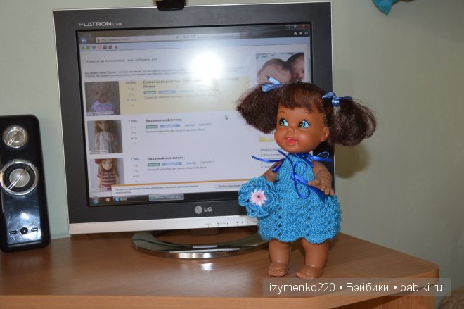 Оооочень полезная штучка. Изготовление цветов из ниток