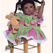 Adora,изумительный шоколадный пончик!