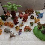 Игрушки для детей -  динозавры и др.