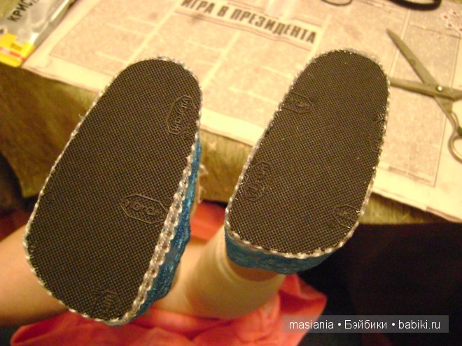 Мастер класс. Туфельки для куклы - Кружевные голубые (фото 7)