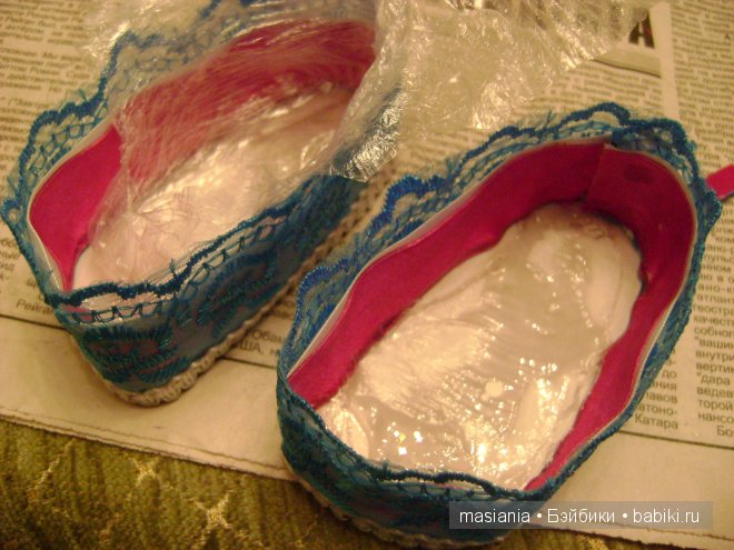 Мастер класс. Туфельки для куклы - Кружевные голубые (фото 9)