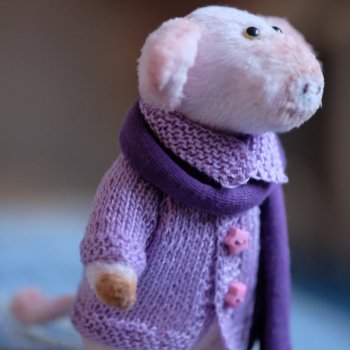 Клавдия на работе 🏪