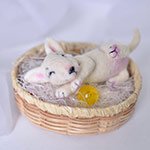 И еще один сплюшка. Игрушка валянием своими руками