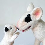 Улыбаки бультерьерчики. Игрушка валянием из шерсти своими руками
