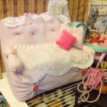 Диван для кукол из колготок