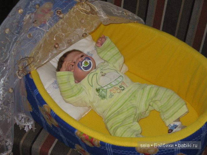 Колыбелька для Ноэльки — Аксессуары для кукол своими руками: идеи (фото 9)