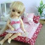 Лоскутное покрывалко на маленькие кроватки для кукол