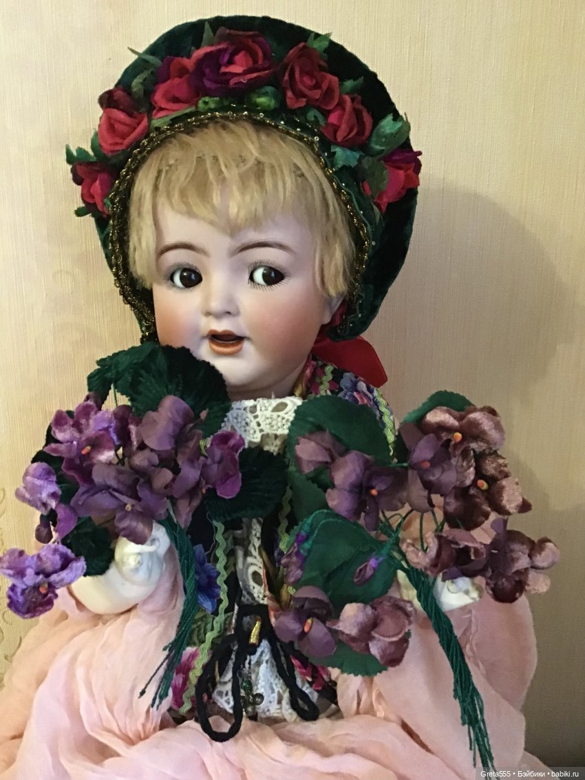 Фиалки из прошлого или « Купите фиалки !»