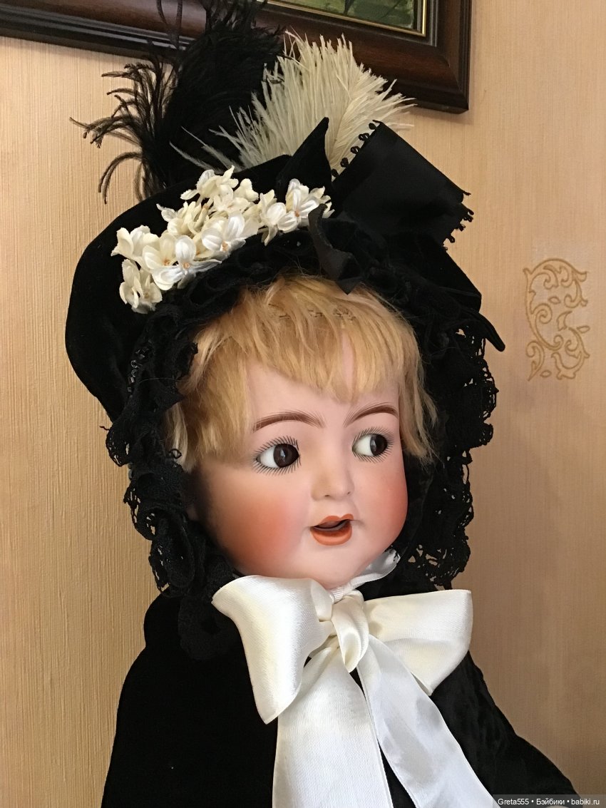 Роскошь чёрного .. бонет в викторианской стиле