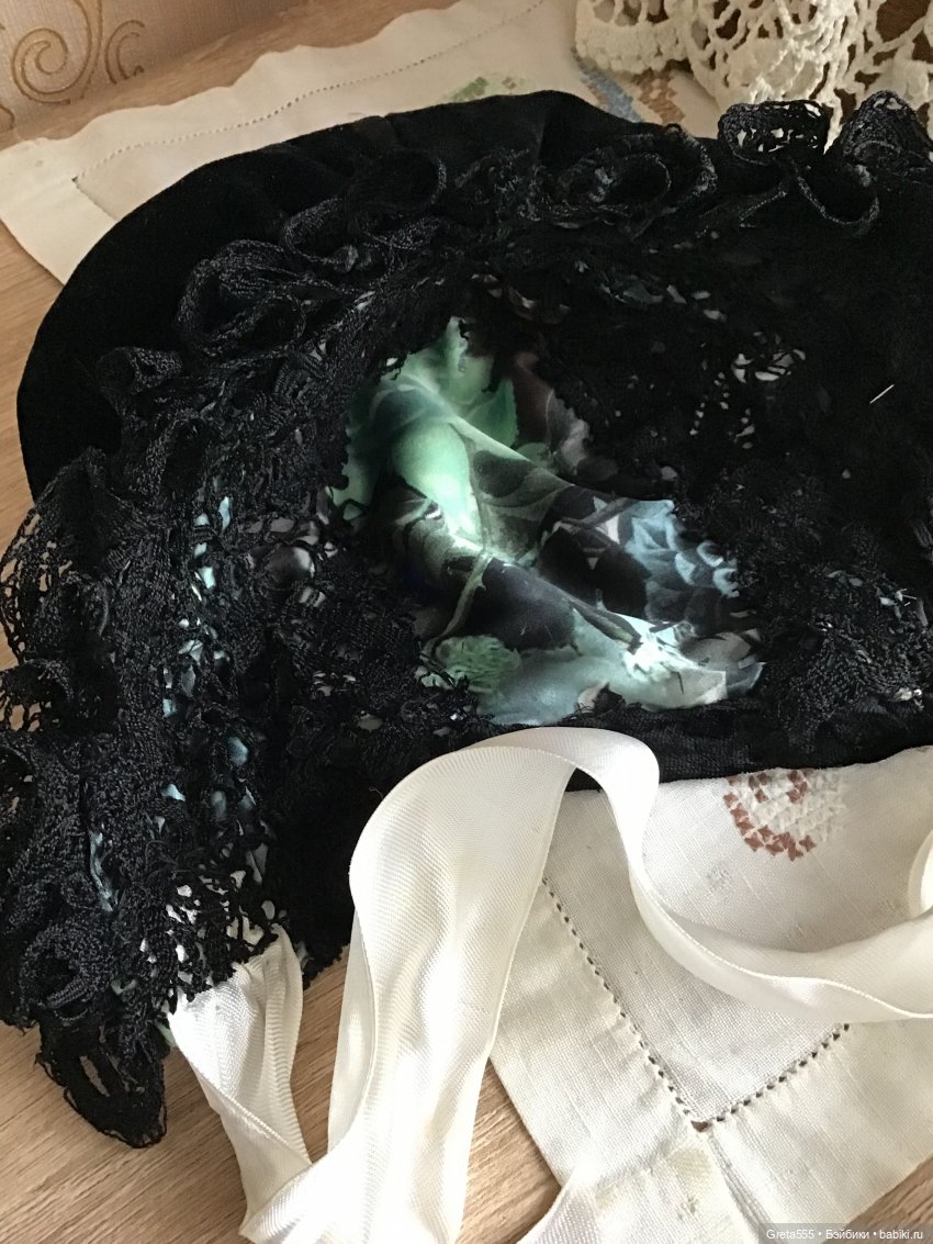 Роскошь чёрного .. бонет в викторианской стиле