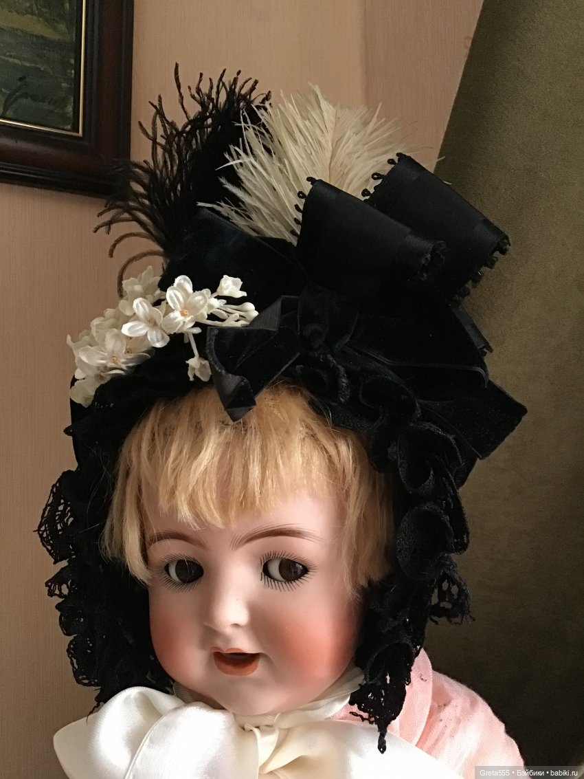 Роскошь чёрного .. бонет в викторианской стиле